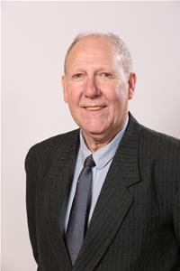 Profile image for Councillor Andy Robinson